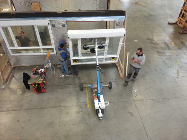 ksf grm250 glaslift fur transport u montage glasroboter jobsite glass lifter and glazing robot 0011 scaled